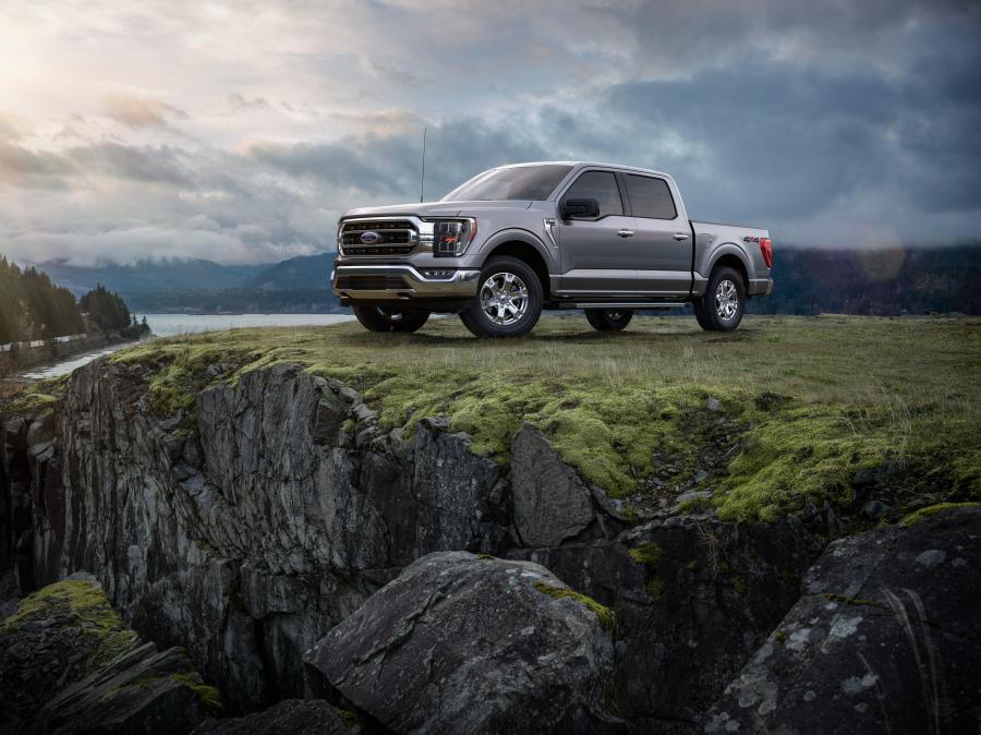  Ford F-150 XLT SuperCrew 2020 года  (фото 1 из 10)